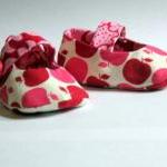 Red Delicious Crib Shoes Baby Girls Apples Red..